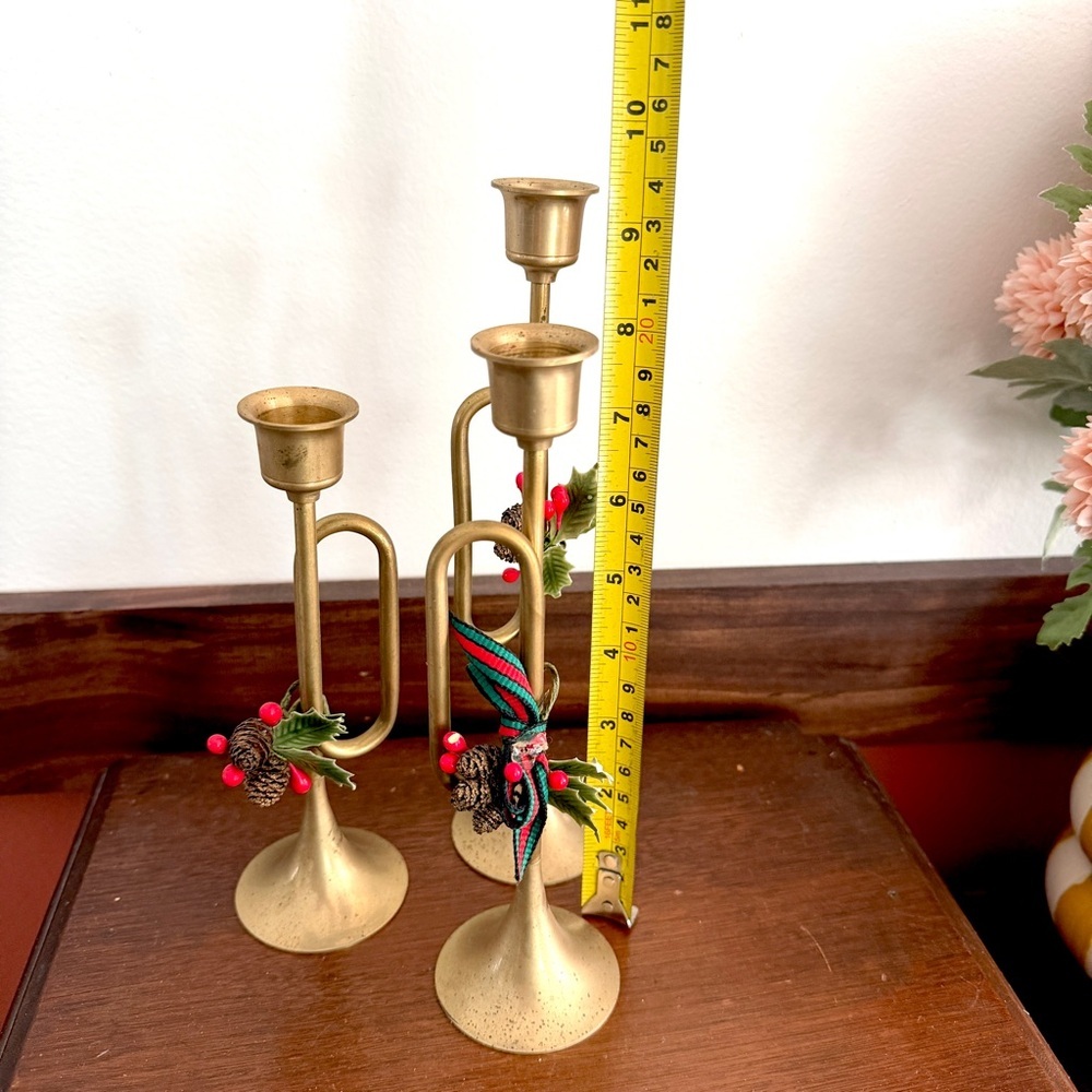 Vintage Brass Bugle Horn Candlestick Decor Trumpet Christmas Farmhouse Decor - Picture 10 of 13
